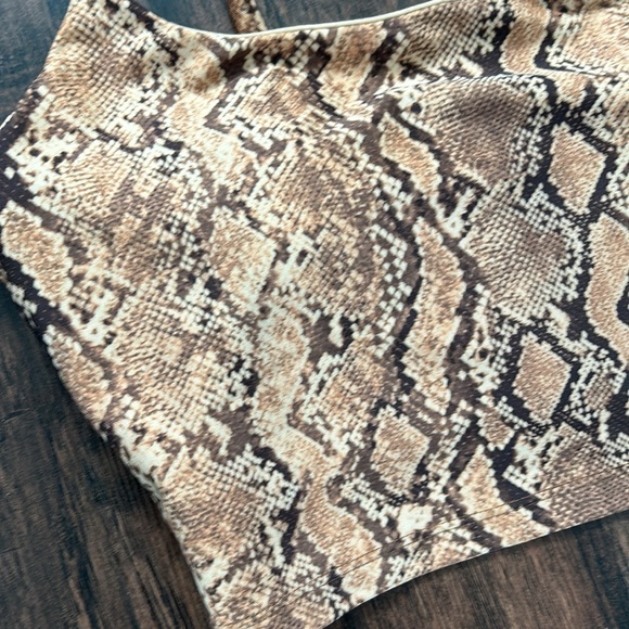 Carbon38 Snakeprint Bra Tank - Picture 4 of 6